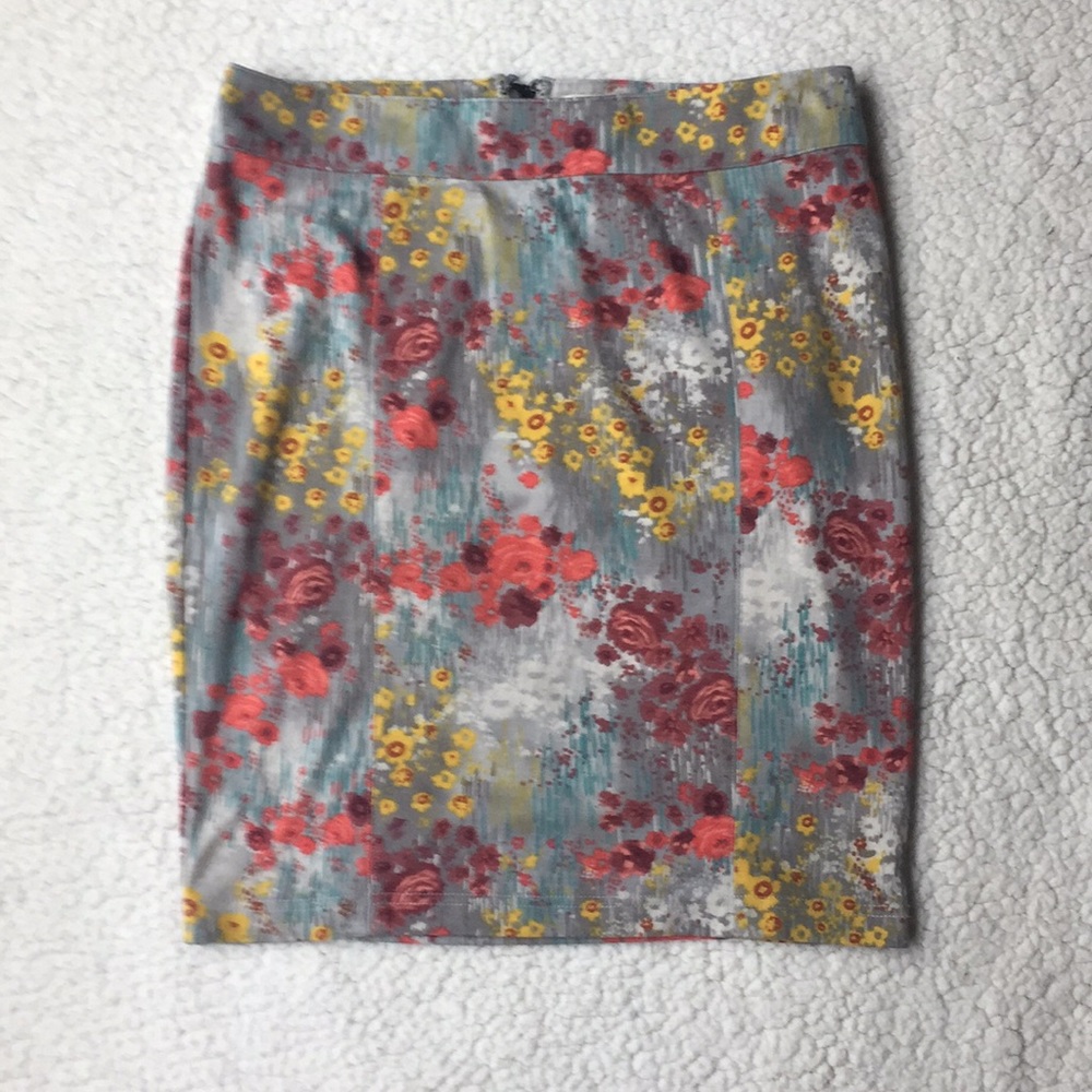 🆕 XXL Boutique Floral Skirt